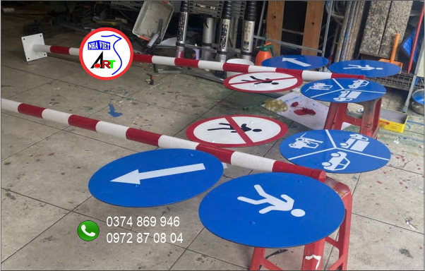 Biển báo giao thông nội bộ công ty OLAM – KCN Long Bình, Biên Hòa, Đồng Nai