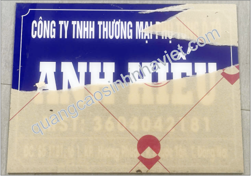 Bảng tên mica Đài Loan công ty TNHH Thương Mại Phụ Tùng Ô Tô Anh Hiếu tại Phước Tân – Đồng Nai