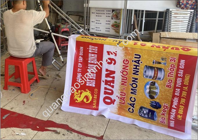 bạt xuyên sáng hộp đèn quảng cáo Biên Hòa