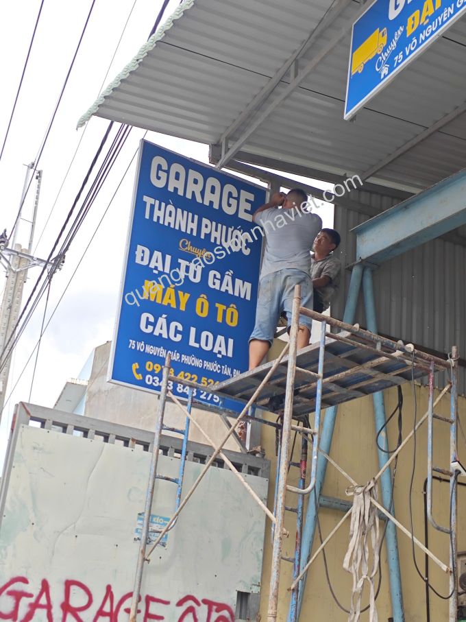 biển vẫy tôn dán decal cắt chữ cho gara Thành Phước Biên Hòa