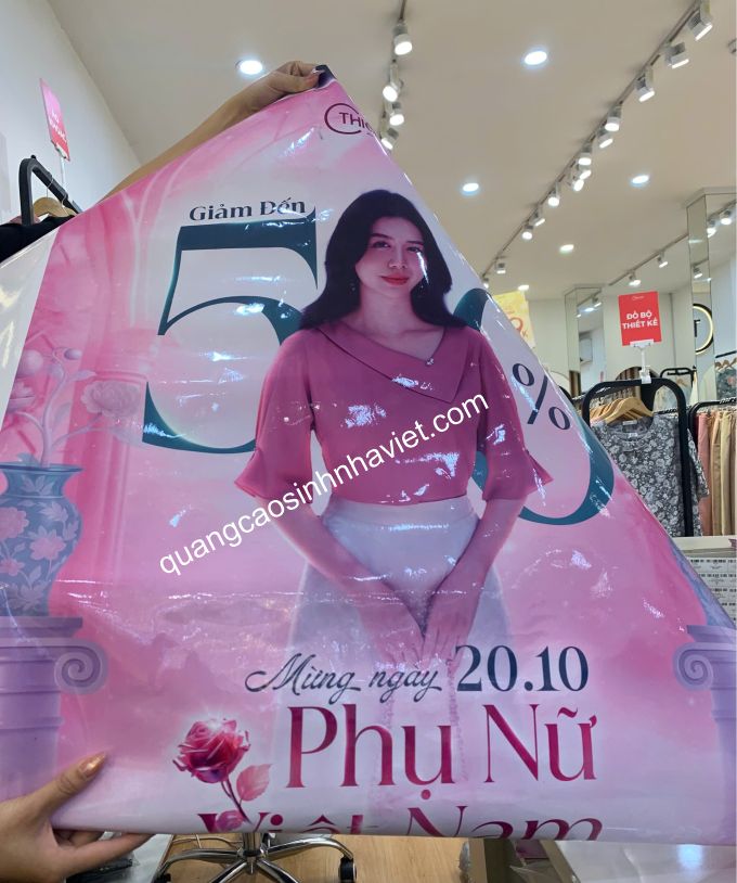 Decal dán kính cho Thiều Hoa, Biên Hòa nhân ngày 20/10