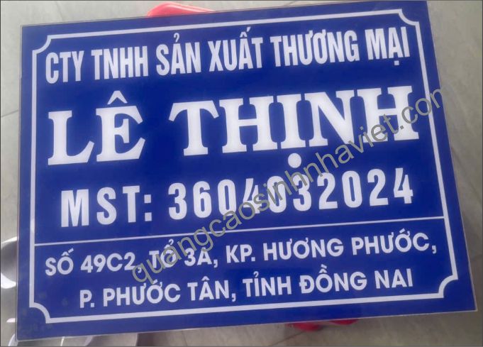 In decal trong ngược dán lên mica trong tại Biên Hòa