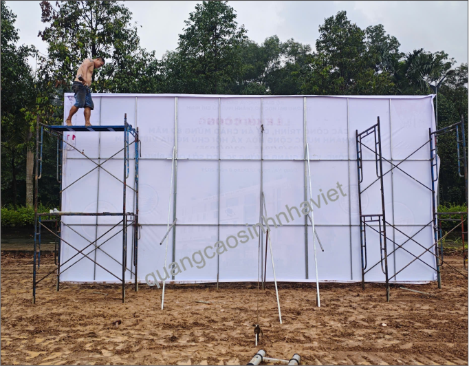 Khung sắt thi công backdrop lễ khởi công Biên Hòa Đồng Nai