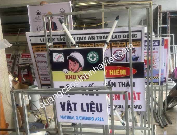 xưởng sản xuất biển báo công trình xây dựng Biên Hòa